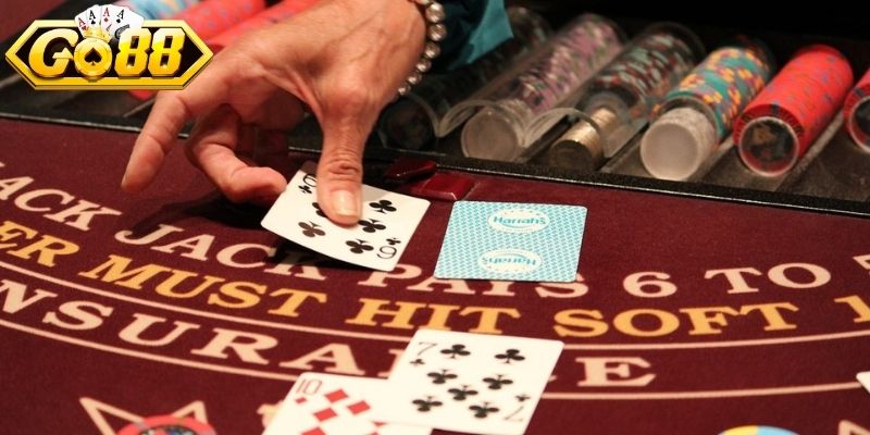 Poker Go88 Đỉnh Cao Đấu Trí Trực Tuyến Đầy Kịch Tính 4 Nhận diện chiến thuật qua từng cử chỉ tố